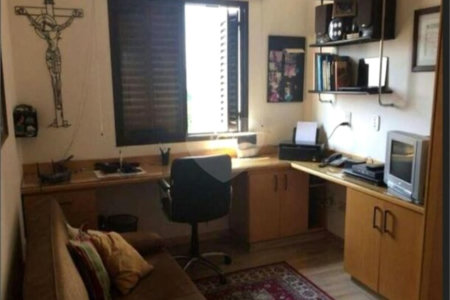 Apartamento à venda com 4 quartos, sendo 3 suítes,  em Jardim Colombo, São Paulo, SP
