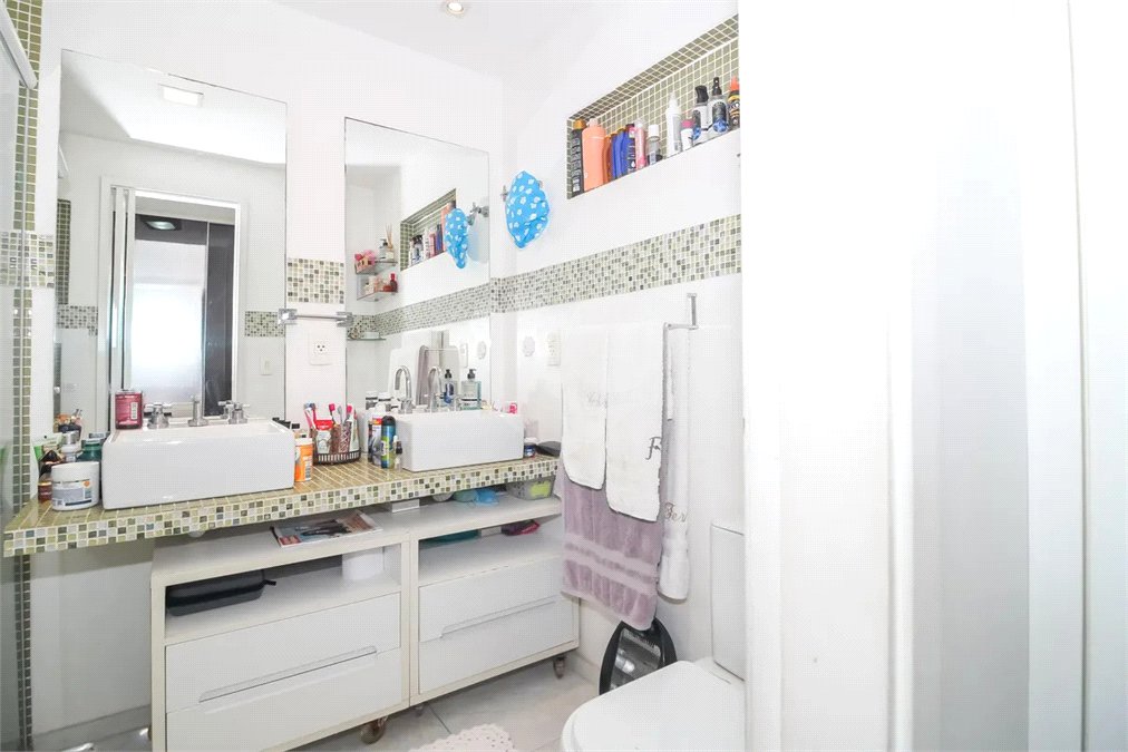 Apartamento à venda com 4 quartos, sendo 3 suítes, em Vila Romana, São Paulo, SP
