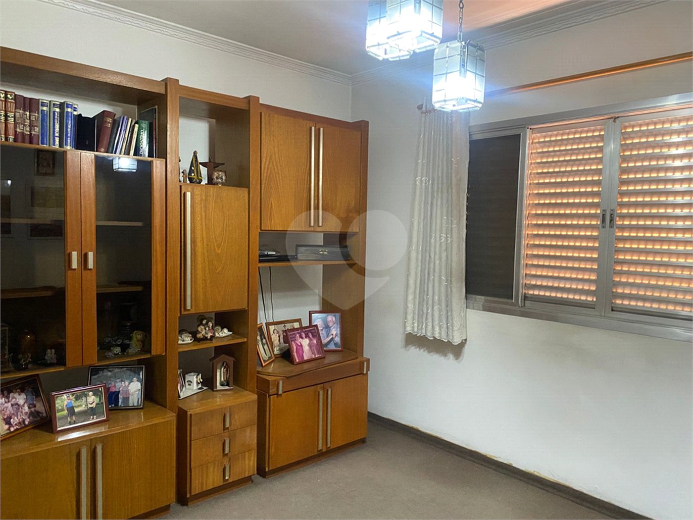 Casa à venda com 2 quartos, sendo 1 suíte, em Vila Rosália, Guarulhos, SP