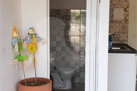 Chácara à venda com 4 quartos, sendo 2 suítes, em Distrito Industrial, Uberlândia, MG