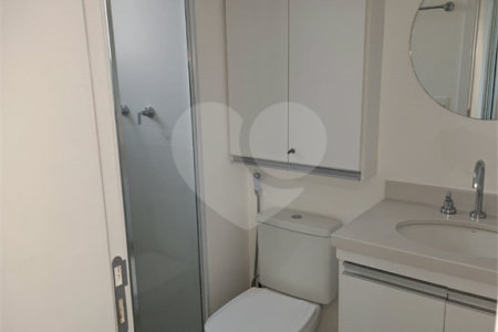 Apartamento à venda com 3 suítes em Vila Anastácio, São Paulo, SP