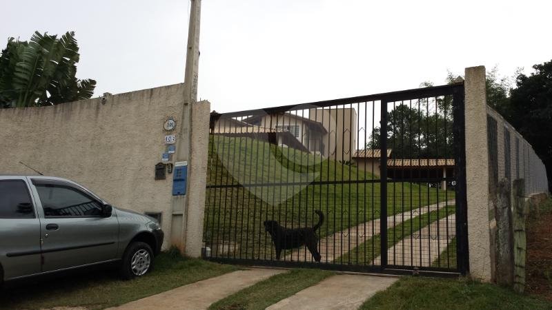 Chácara à venda com 2 suítes no Centro, Araçoiaba da Serra, SP