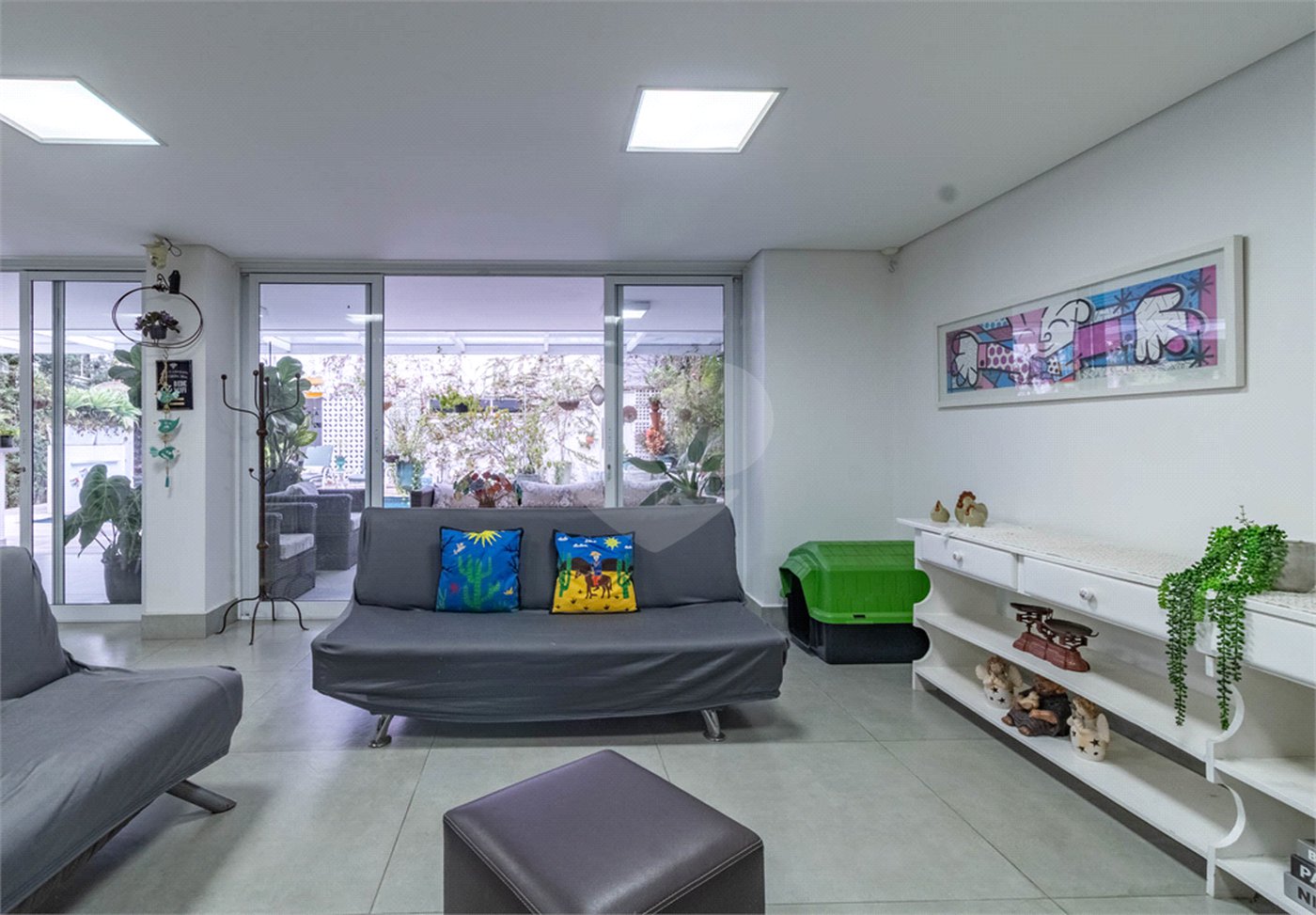 Casa à venda com 5 quartos, sendo 4 suítes, em Alto da Lapa, São Paulo, SP