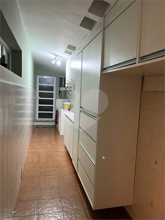 Casa à venda com 2 suítes no condomínio Recanto dos Ipes, Atibaia - SP