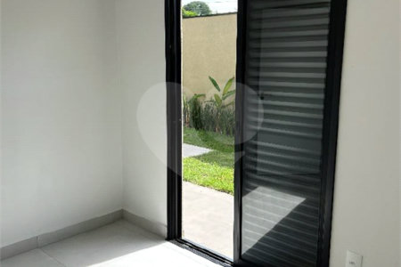 Casa à venda com 3 quartos, sendo 1 suíte, no condomínio Lagos D Icaraí, Salto - SP