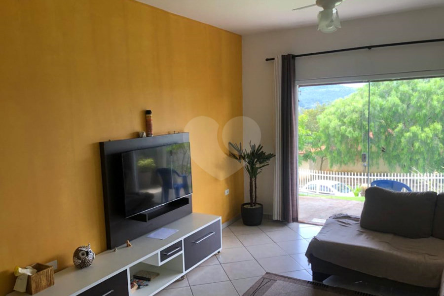 Casa Térrea à venda com 2 quartos em Serra da Cantareira, Mairiporã, SP