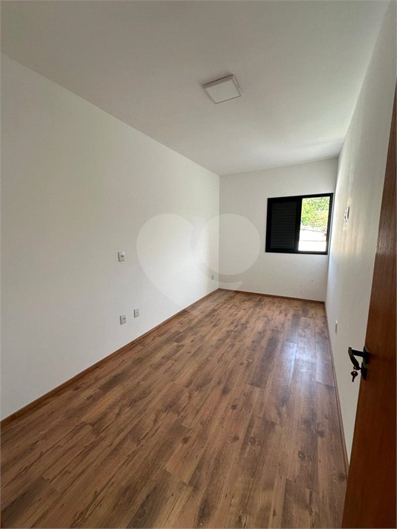 Sobrado à venda com 3 quartos, sendo 1 suíte,  em Jardim Esperança, Mogi das Cruzes, SP