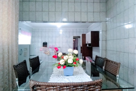 Sobrado à venda com 4 quartos, sendo 1 suíte,  em Jardim Alvinópolis, Atibaia, SP