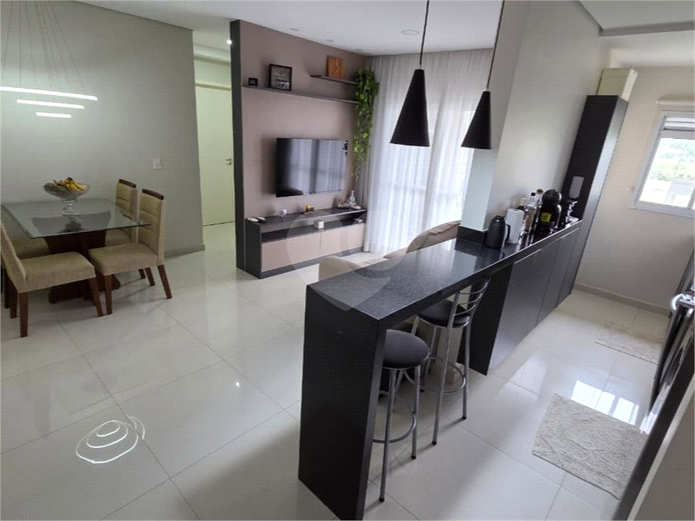 Apartamento à venda com 2 quartos, sendo 1 suíte, em Aparecidinha, Sorocaba, SP