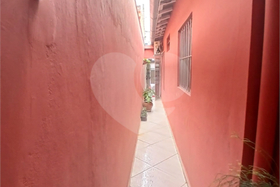 Casa à venda com 3 quartos, sendo 1 suíte, em Campo Limpo, São Paulo, SP