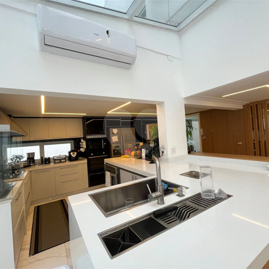 Casa à venda com 6 suítes no condomínio Chácara Francesa, São Paulo - SP