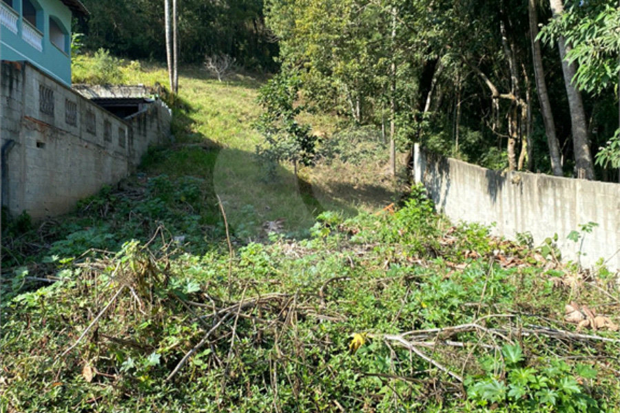 Terreno à venda em Barreiro, Mairiporã, SP