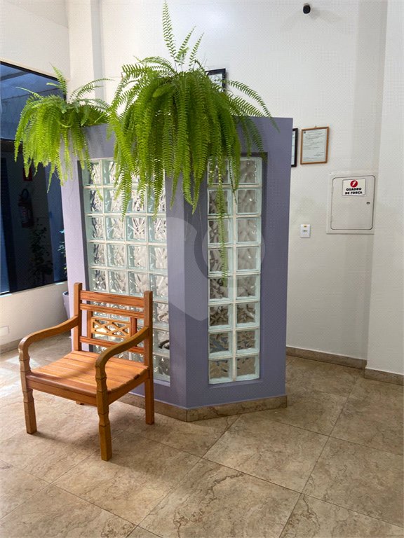 Apartamento à venda com 2 quartos no Centro, Araraquara, SP
