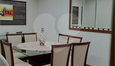 Casa à venda com 5 quartos, sendo 1 suíte,  em Vila Lavínia, Mogi das Cruzes, SP