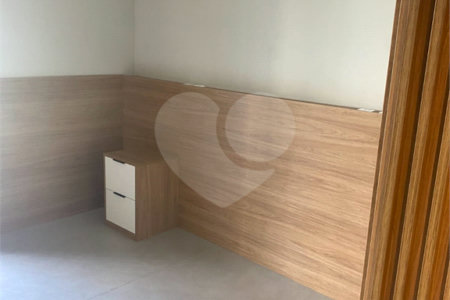 Apartamento à venda ou para alugar com 1 suíte em Cerqueira César, São Paulo, SP