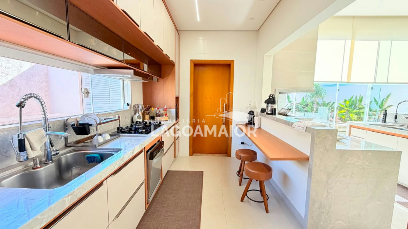Casa à venda com 3 quartos, sendo 3 suítes, em Santos Dumont, Três Lagoas - MS
