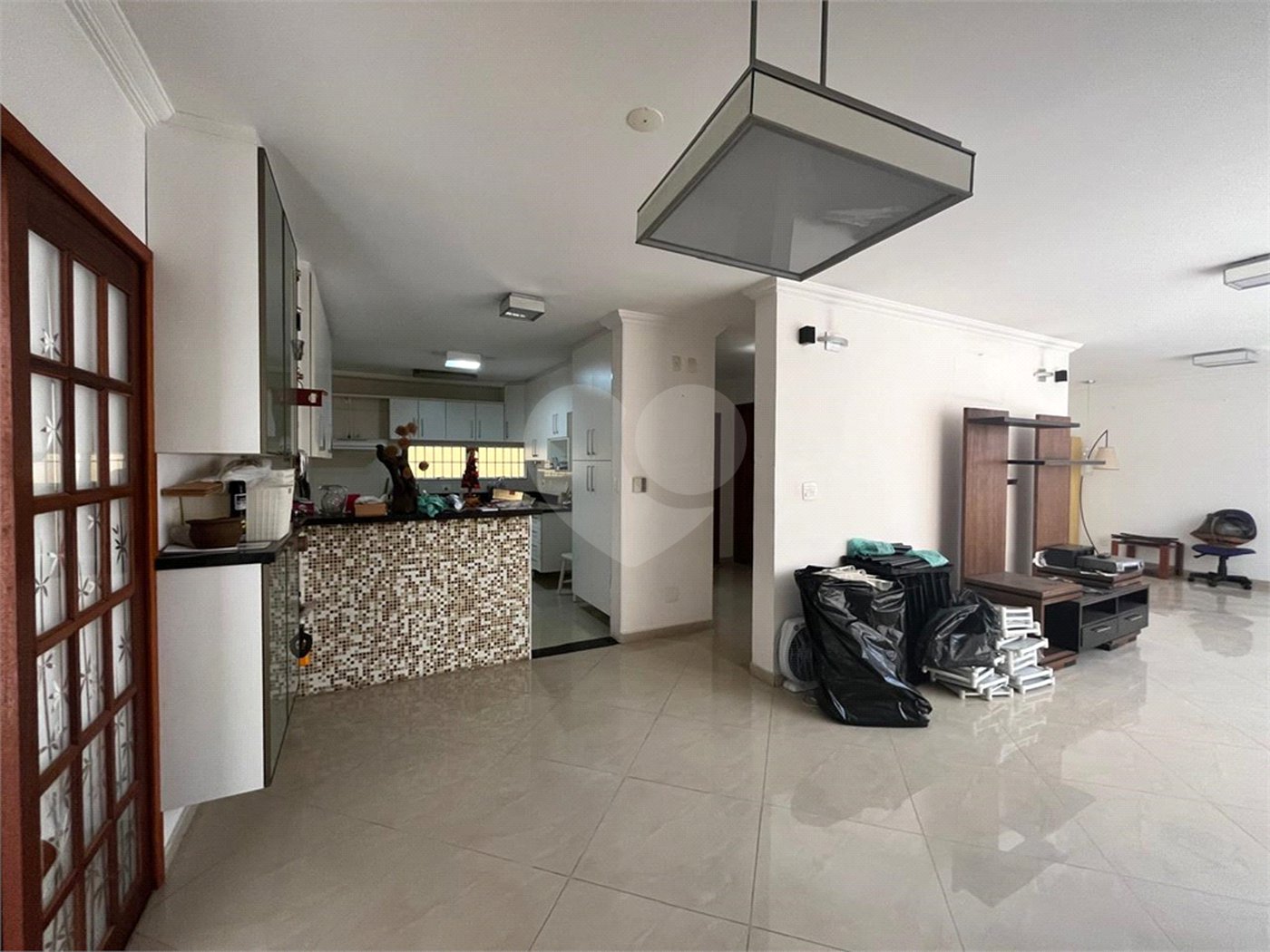 Sobrado à venda com 4 quartos, sendo 1 suíte,  em Vila Cordeiro, São Paulo, SP