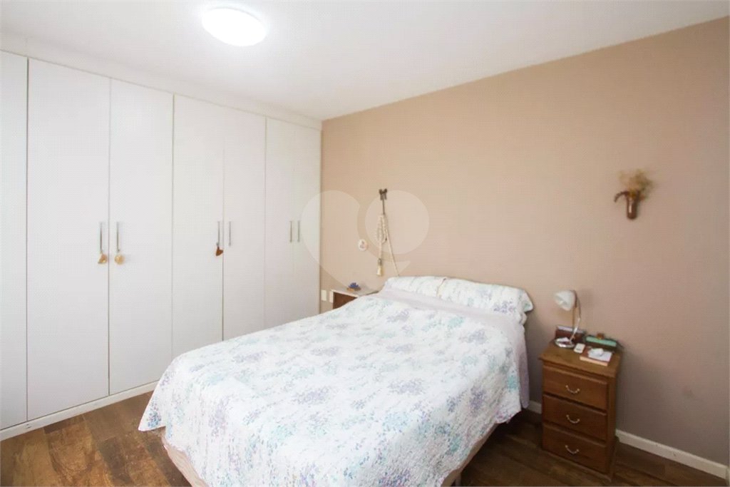 Casa à venda com 4 quartos, sendo 2 suítes, em Chácara Flora, São Paulo, SP