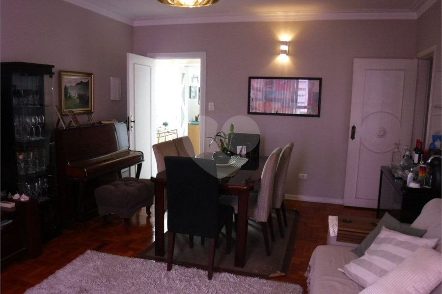 Apartamento à venda com 2 quartos, sendo 1 suíte, em Boqueirão, Santos, SP