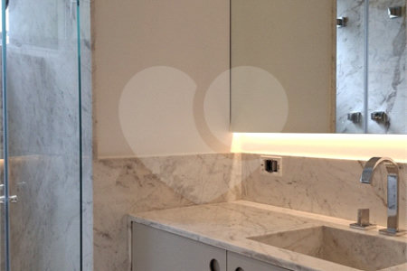 Apartamento para alugar com 3 quartos, sendo 1 suíte, em Itaim Bibi, São Paulo, SP