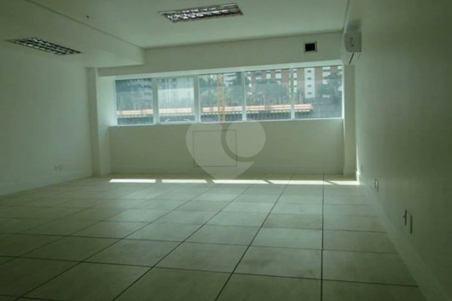 Sala Comercial para venda na região do Morumbi!!!