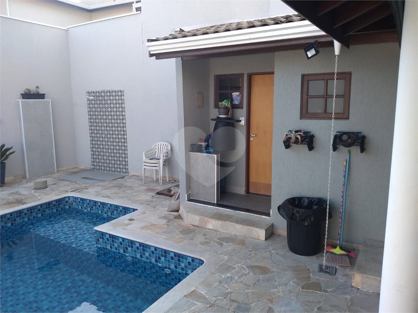 Casa à venda com 3 quartos, sendo 1 suíte, em Jardim Novo Horizonte, Valinhos, SP