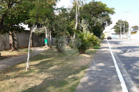 Casa Térrea à venda com 4 quartos em Vila Ernesto, São Paulo, SP