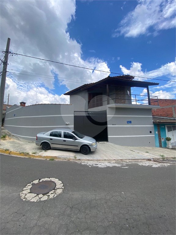Casa à venda com 3 quartos, sendo 1 suíte,  em Jardim Soberano, Salto, SP