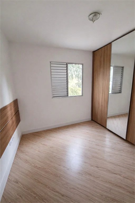 Apartamento à venda com 3 quartos em Jardim Caiapiá, Cotia, SP