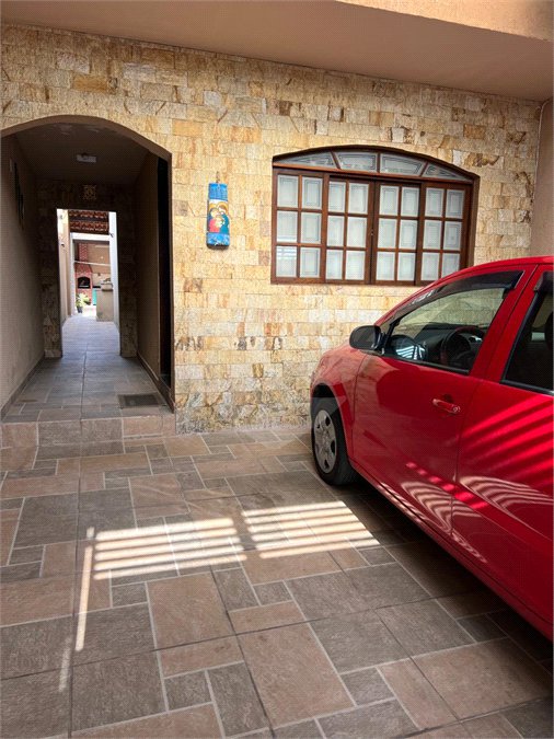 Casa à venda com 3 quartos, sendo 1 suíte,  em Jardim Náutico, Mogi das Cruzes, SP