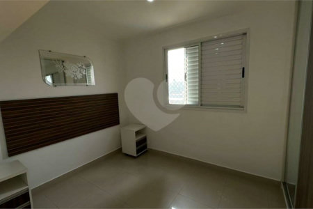 Apartamento à venda com 3 quartos, sendo 1 suíte, em Parque Maria Luiza, São Paulo, SP