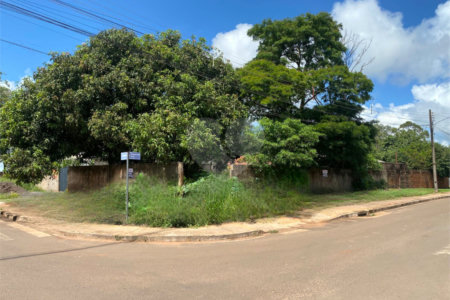 Terreno à venda em Parque dos Ipês II, Ponta Porã, MS