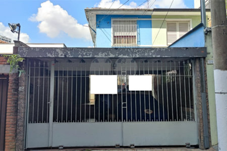 Sobrado à venda com 3 quartos, sendo 1 suíte,  em Chácara Santo Antônio, São Paulo, SP