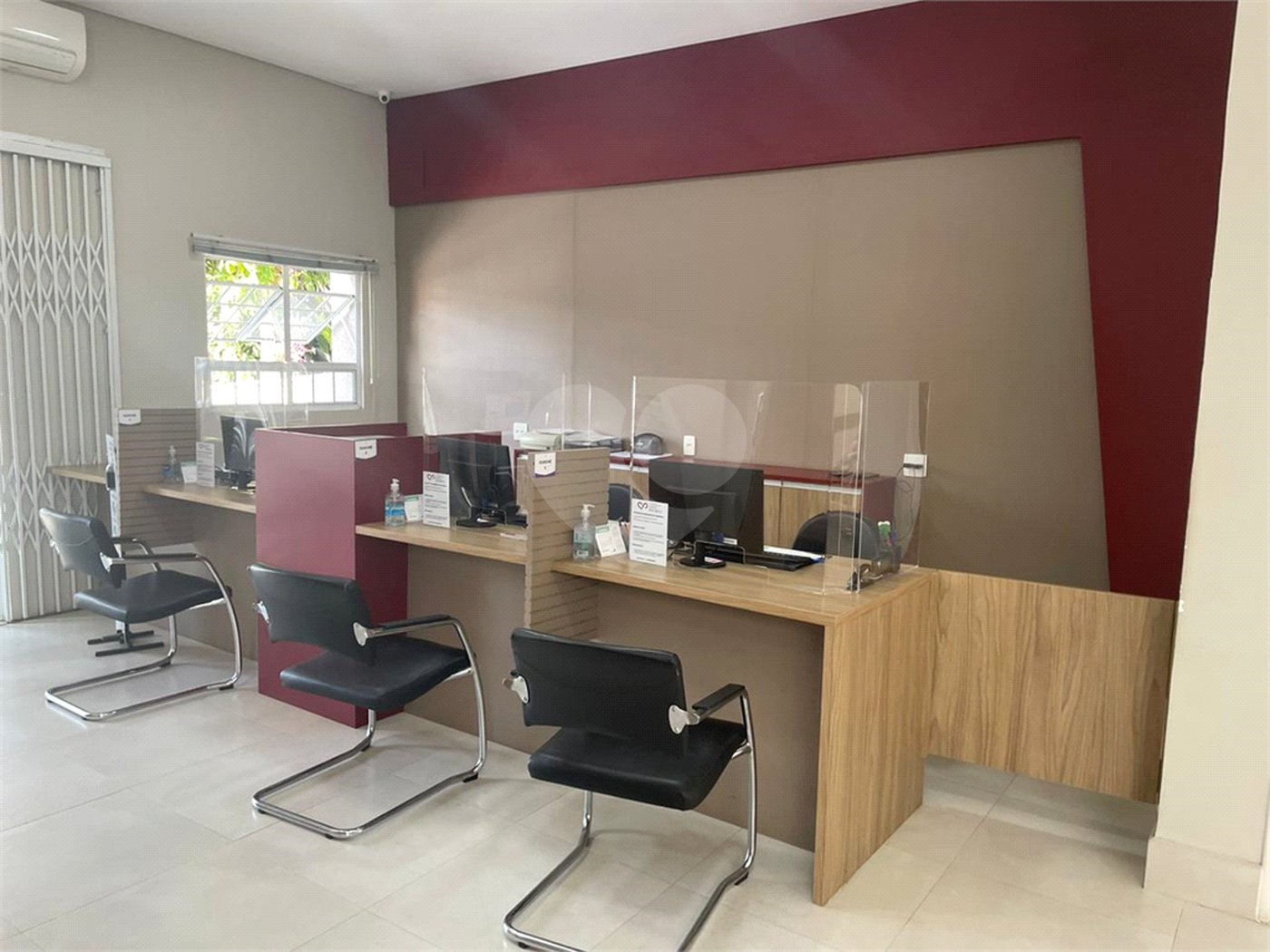 Salão Comercial à venda ou para alugar em Vila Vitória, Mogi das Cruzes, SP