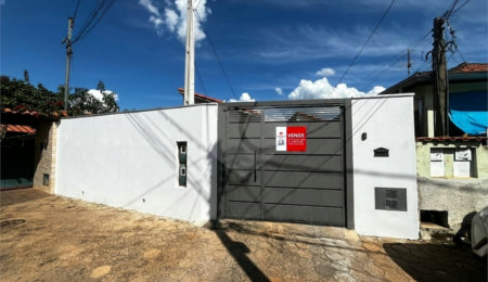 Casa à venda com 2 quartos em Vila Camarão, Itapetininga, SP