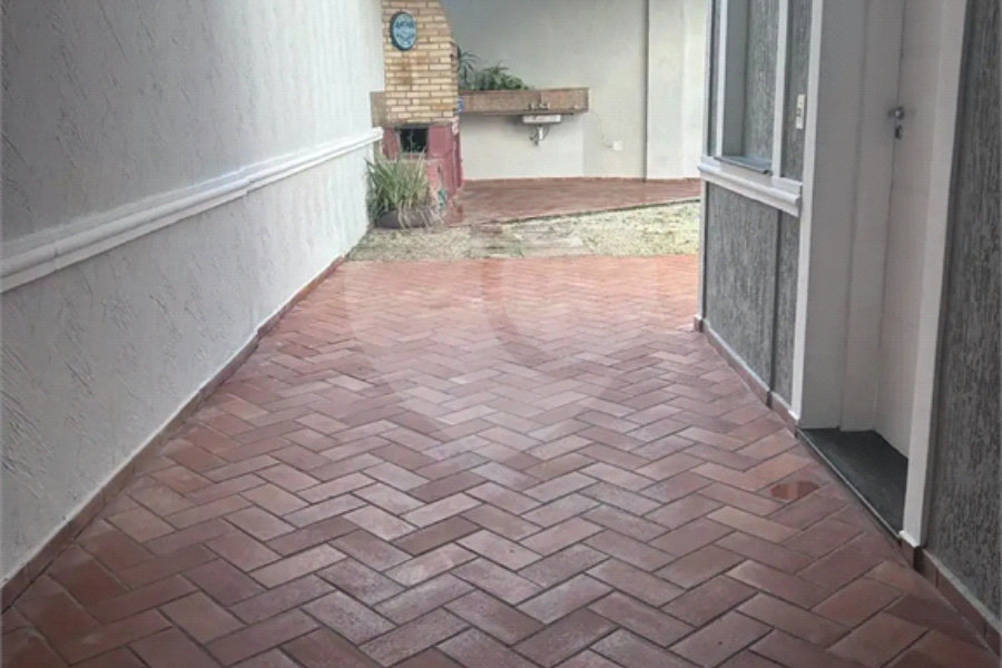 Sobrado à venda com 4 quartos, sendo 2 suítes, em Tremembé, São Paulo, SP
