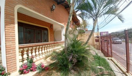 Casa à venda com 3 quartos em Santa Rosa, Vinhedo, SP