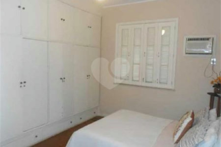 Casa à venda com 5 quartos, sendo 2 suítes, em Tijuca, Rio de Janeiro, RJ