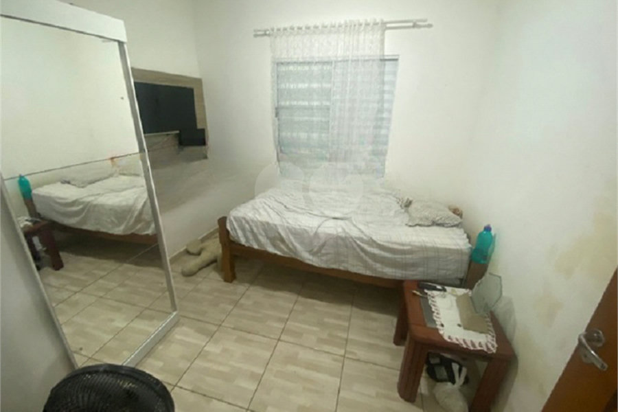 Casa à venda com 3 quartos em Vila Medeiros, São Paulo, SP