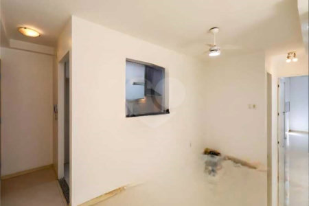 Apartamento à venda ou para alugar com 3 quartos, sendo 1 suíte,  em Vila Andrade, São Paulo, SP