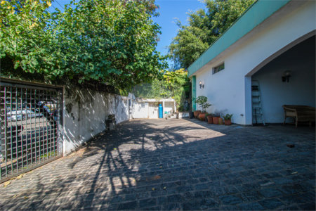 Casa à venda com 4 quartos, sendo 2 suítes, em Chácara Flora, São Paulo, SP
