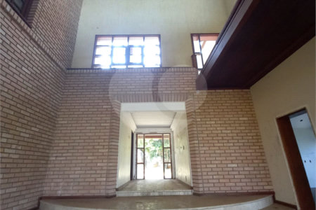 Casa à venda com 14 quartos, sendo 10 suítes, no condomínio Rua do Observatorio 2270, Vinhedo - SP
