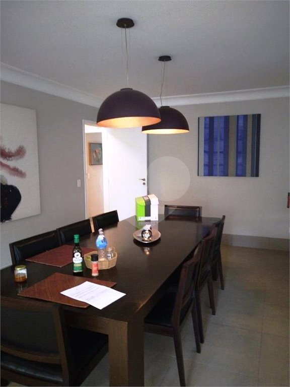 Casa à venda com 4 quartos, sendo 3 suítes, em Vila Tramontano, São Paulo, SP