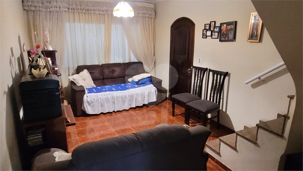 Sobrado à venda com 2 quartos em Cidade Líder, São Paulo, SP