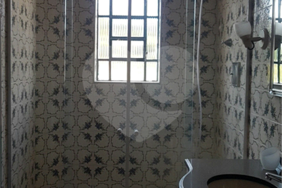 Sobrado à venda com 3 quartos em Horto Florestal, São Paulo, SP