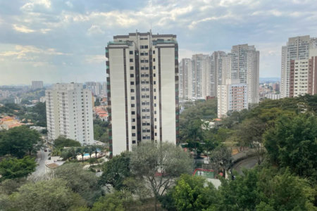 Apartamento à venda com 4 suítes em Vila Suzana, São Paulo, SP