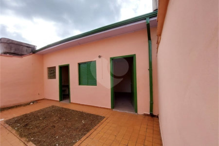 Sobrado à venda com 3 quartos em Vila Gumercindo, São Paulo, SP
