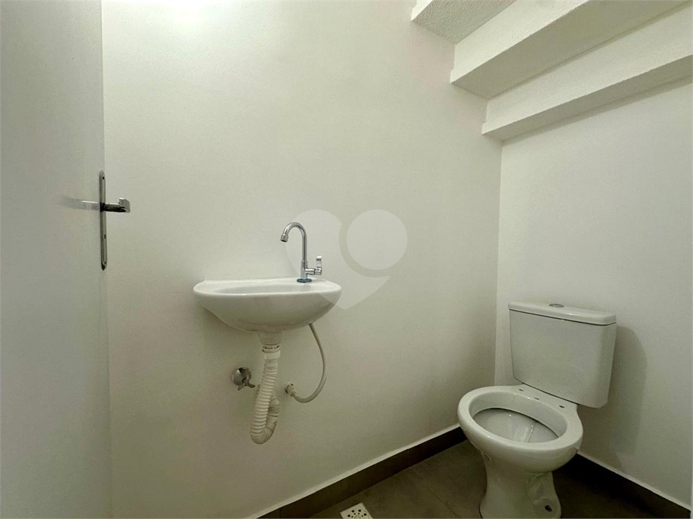 Casa à venda com 2 quartos no condomínio Residencial Vila Nova, Sorocaba - SP