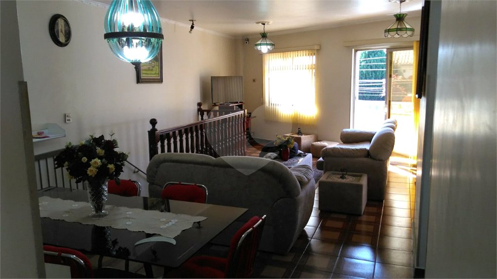 Sobrado à venda com 4 quartos, sendo 1 suíte, em Água Fria, São Paulo, SP