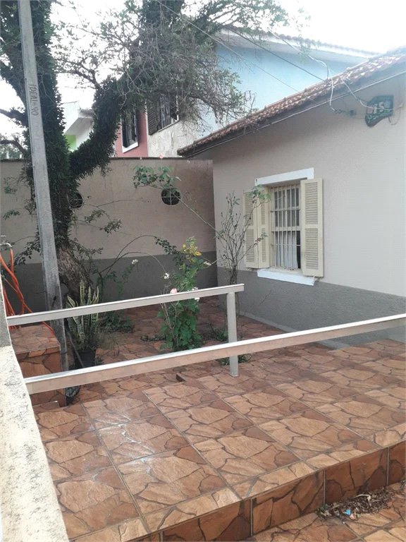 Casa Térrea à venda com 3 quartos em Jardim Nadir, São Paulo, SP